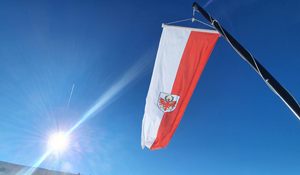 Landes·fahne von der Autonomen Provinz Bozen-Südtirol.